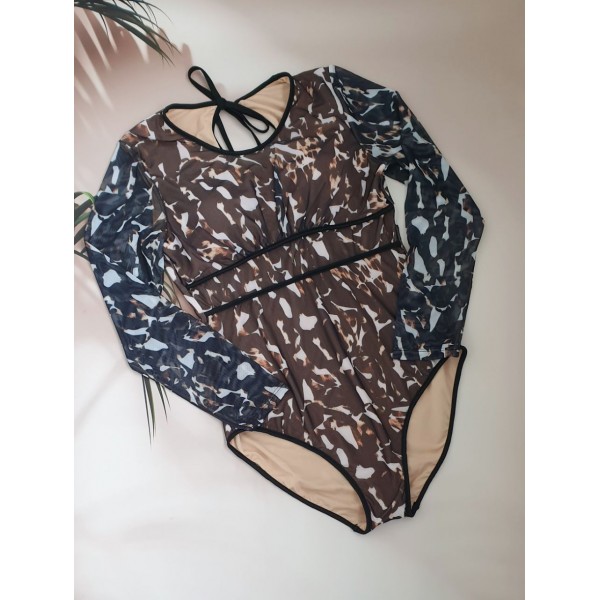 Набір - суцільний купальник + шорти з SPF-35 захистом, 52-60 розм.